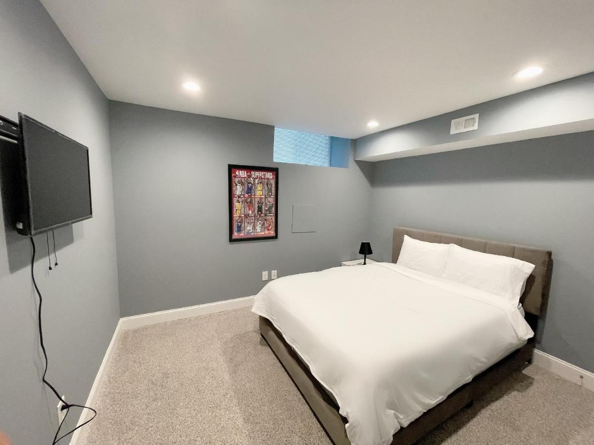 The Blue House! Modern+ Rooftop Deck+ Parking Baltimore Exterior foto